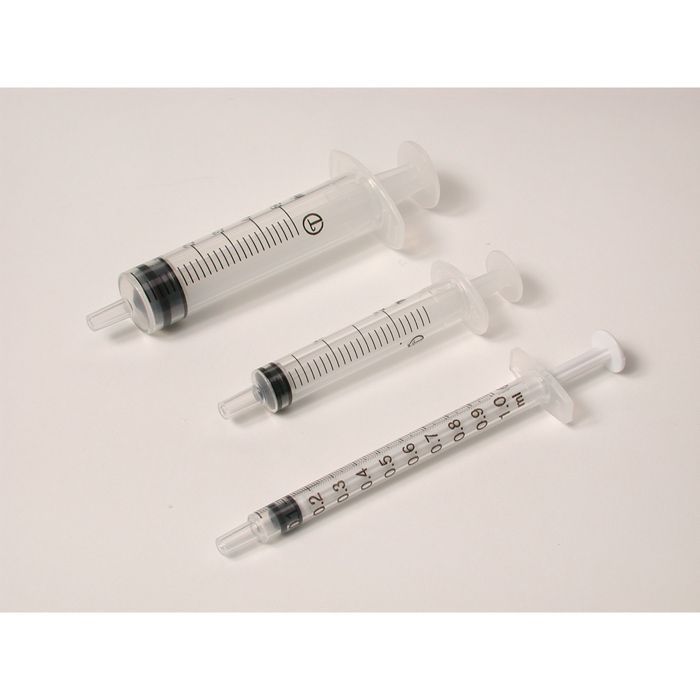 Terumo 2ss05s 3 Teilige Spritze 5 Ml Exzentrisch 100 Im Box Fur 8 23 Girodmedical