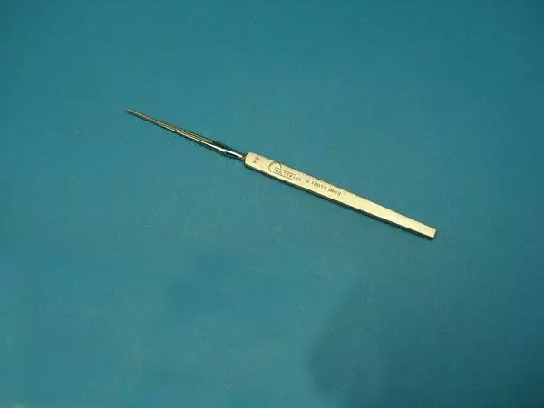 Sharp Hohlmeiße lfür Pediküre, 1,5 mm x 14 cm Holtex