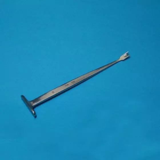 Meniskus Osteotom Smillie, rechten Rand, 17 cm Holtex