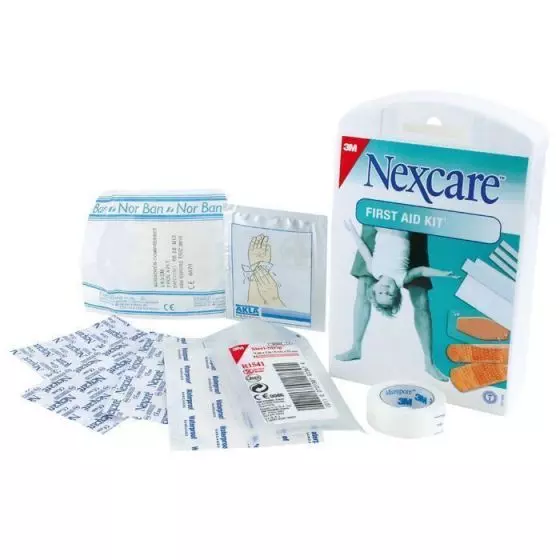 3M Bandagen Nexcare  First Aid Kit